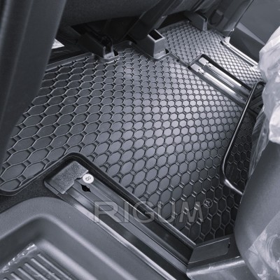 Πατάκια δαπέδου λαστιχένια συμβατά για Hyundai Staria 2η και 3η Σειρά (9Θ) 4τμχ