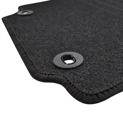 Πατάκια δαπέδου μοκέτας Standard μαύρα συμβατά με MG ZS Max Hybrid+ 4τμχ