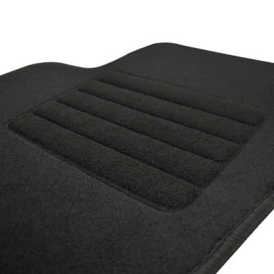 Πατάκια δαπέδου μοκέτας Standard μαύρα συμβατά με Chevrolet Orlando 7Θ 5τμχ