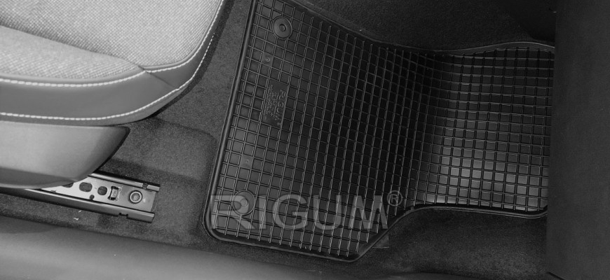 Πατάκια δαπέδου λαστιχένια για Seat Leon IV / Cupra/ Leon IV/ Formentor / Golf VIII (STW) 4τμχ