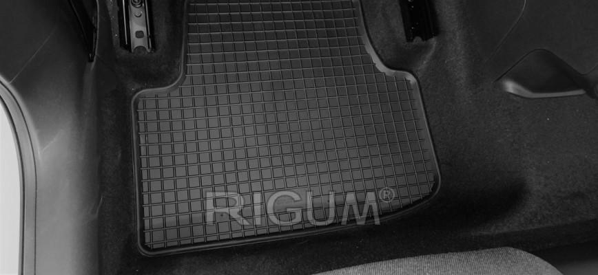 Πατάκια δαπέδου λαστιχένια για Seat Leon IV / Cupra/ Leon IV/ Formentor / Golf VIII (STW) 4τμχ