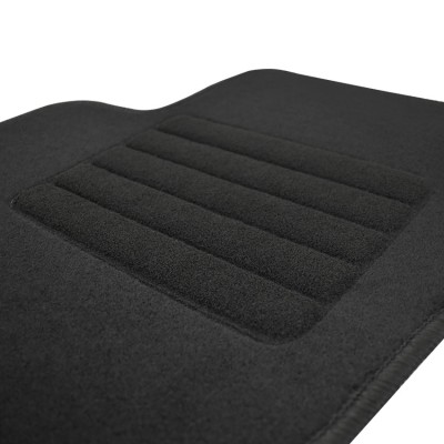 Πατάκια δαπέδου μοκέτας Standard μαύρα για Seat Leon (II) 4τμχ
