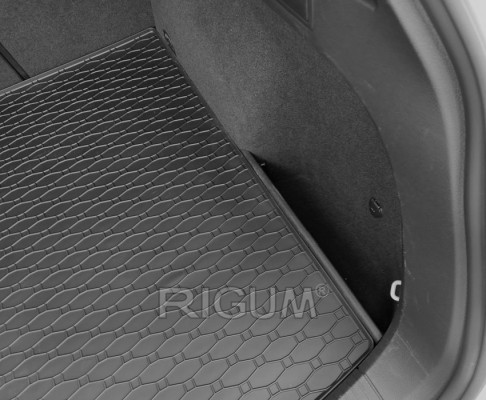 Πατάκι πορτ μπαγκάζ λαστιχένιο για VW Golf VII (MK7) STW (upper)