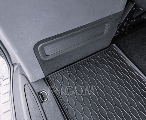 Πατάκι πορτ μπαγκάζ λαστιχένιο συμβατό για Ford Tourneo Custom (L1) 8/9Θ (Standard)