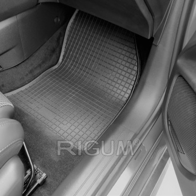 Πατάκια δαπέδου λαστιχένια συμβατά για Fiat 600e 4τμχ